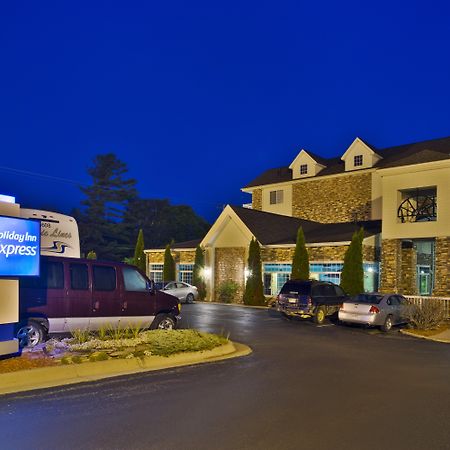 Holiday Inn Express Mackinaw City By Ihg Екстер'єр фото