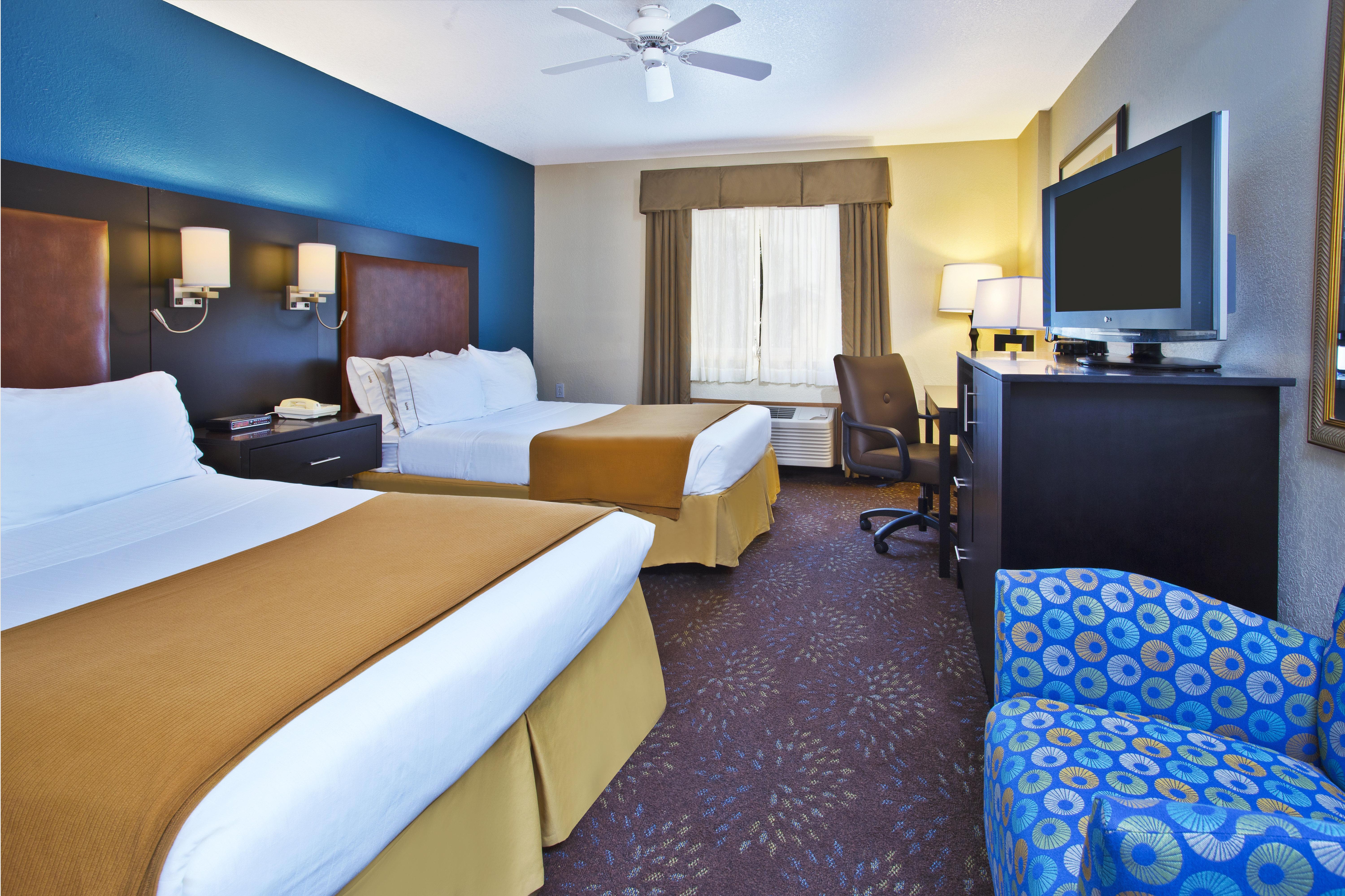 Holiday Inn Express Mackinaw City By Ihg Екстер'єр фото