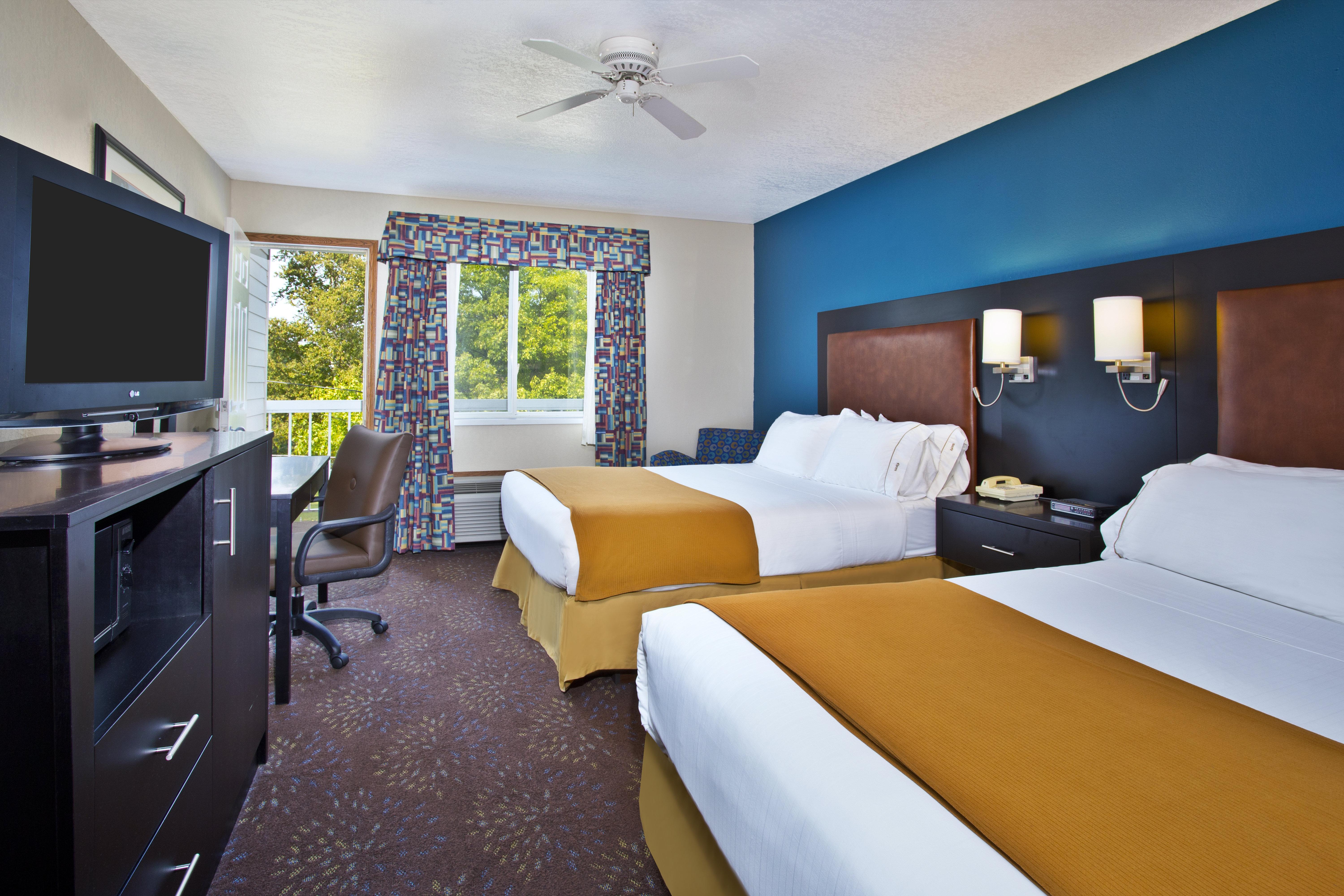 Holiday Inn Express Mackinaw City By Ihg Екстер'єр фото