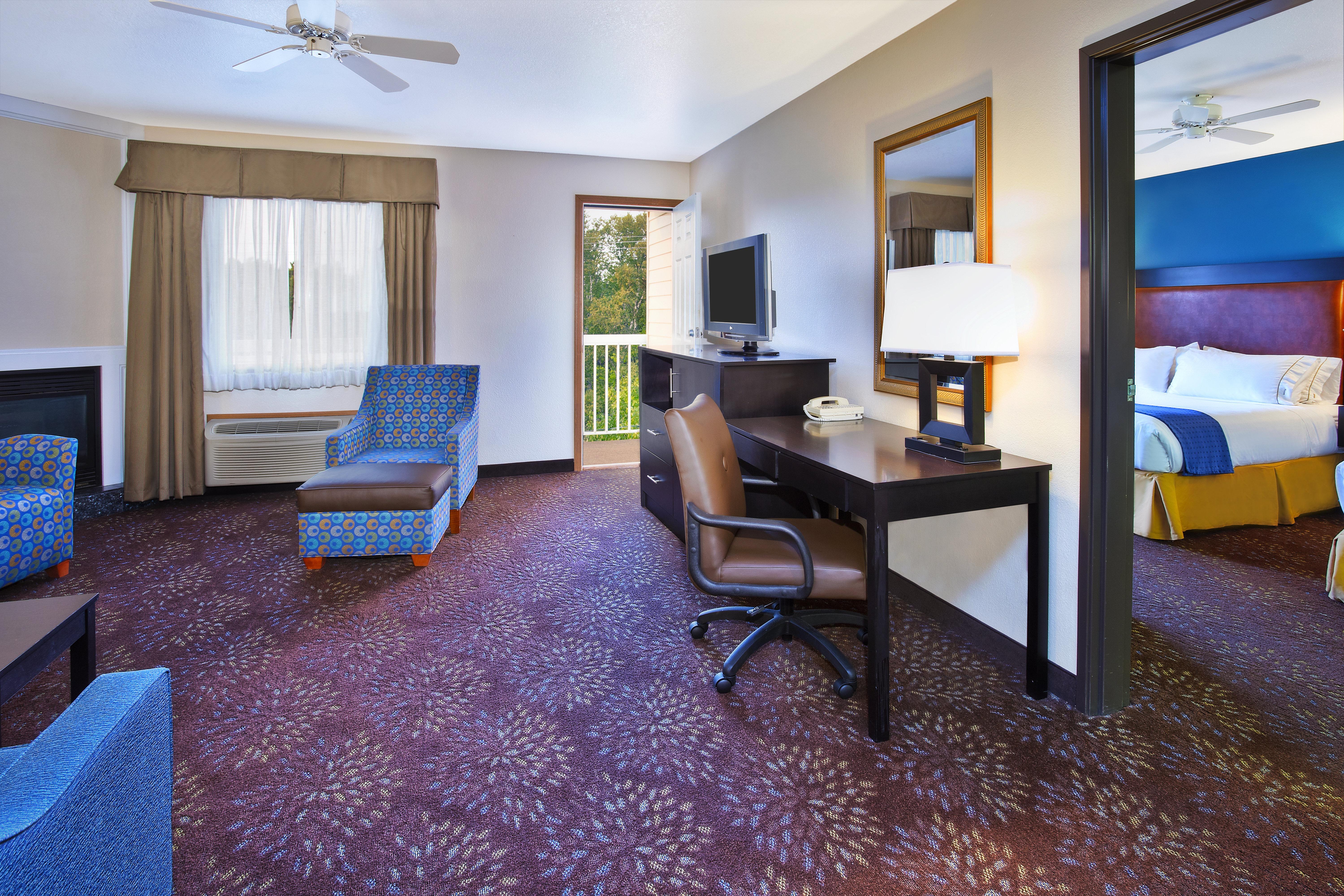 Holiday Inn Express Mackinaw City By Ihg Екстер'єр фото