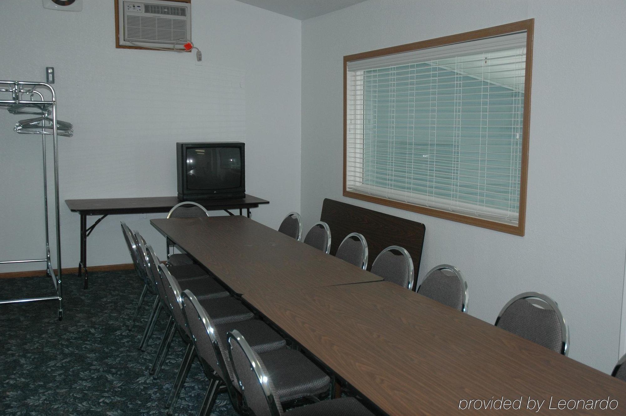 Holiday Inn Express Mackinaw City By Ihg Зручності фото