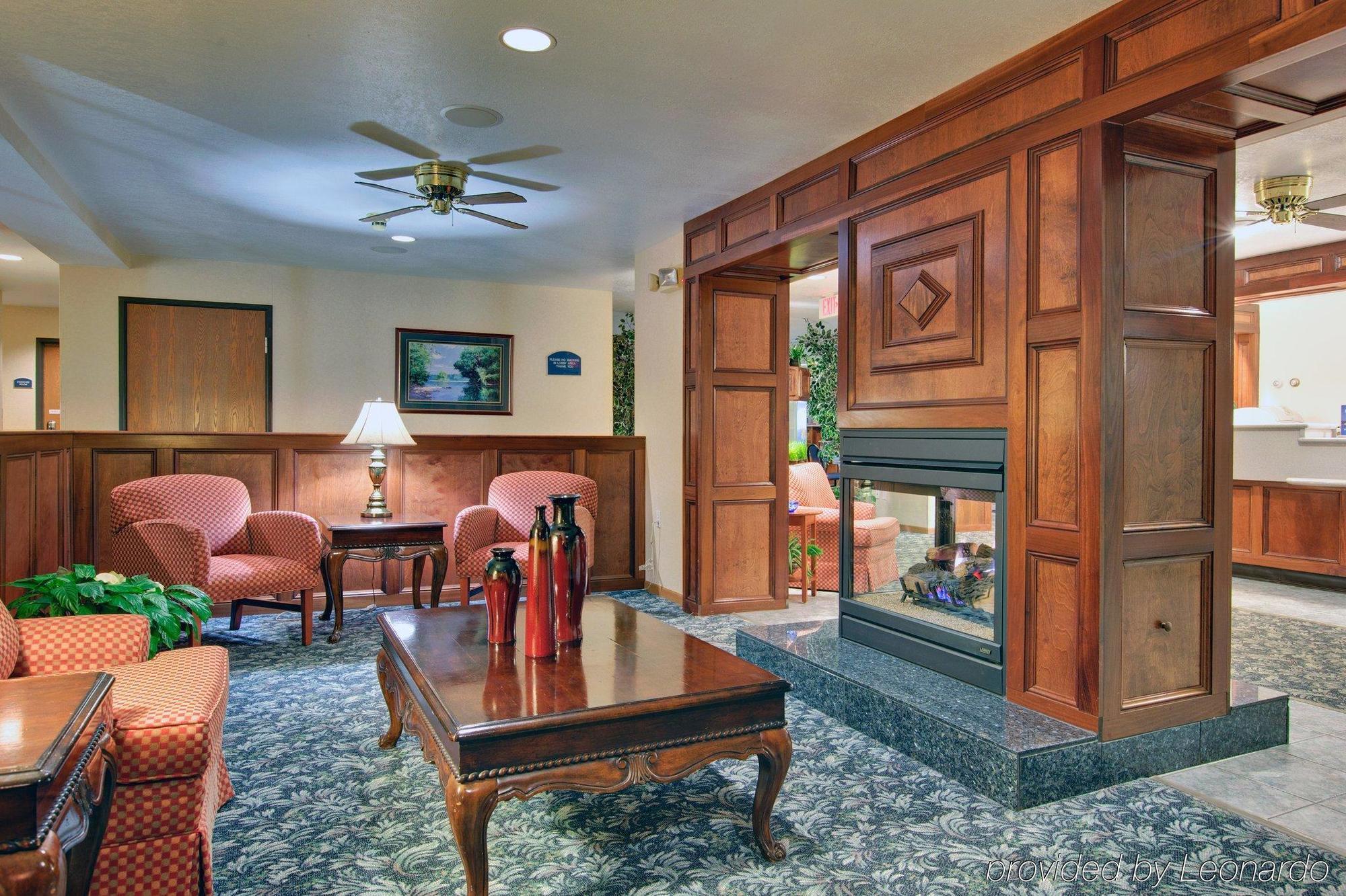 Holiday Inn Express Mackinaw City By Ihg Екстер'єр фото